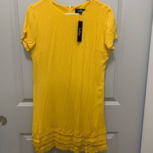 Lulu’s golden/yellow dress